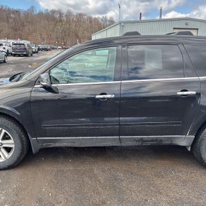 CHEVROLET TRAVERSE LT - 4