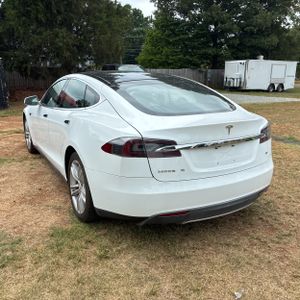 TESLA MODEL S BASE - 5