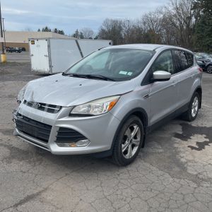 FORD ESCAPE SE - 1
