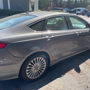 FORD FUSION TITANIUM - 9