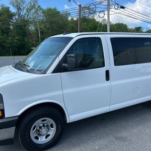 CHEVROLET EXPRESS LT 2500 - 2