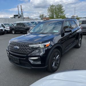 FORD EXPLORER XLT - 1