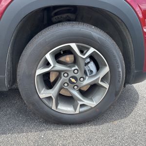 2025 Chevrolet TRAX LT — миниатюра 14