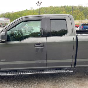 FORD F-150 XLT - 4