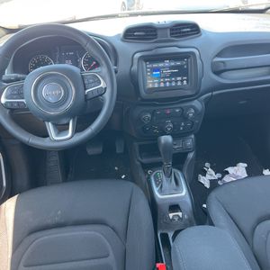 2019 JEEP RENEGADE LATITUDE — миниатюра 35