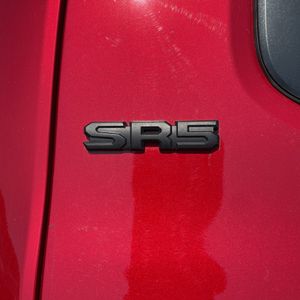 صورة مصغرة 23 لـ 2025 Toyota TACOMA SR5