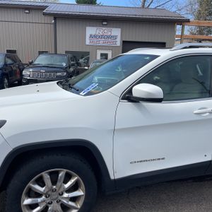 JEEP CHEROKEE LIMITED - 2