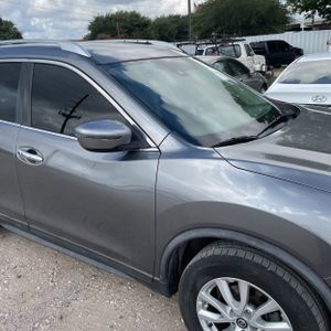 2019 Nissan ROGUE SV — миниатюра 11