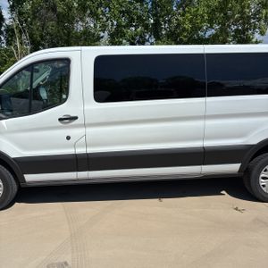 FORD TRANSIT-350 PASSENGER V. XLT - 4