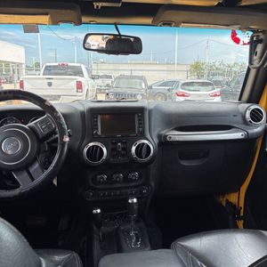 2015 JEEP WRANGLER UNLIMITED SAHARA — фото 36