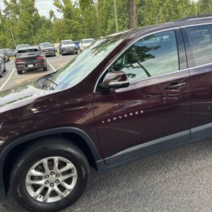 صورة 2 لـ 2020 Chevrolet TRAVERSE LT CLOTH