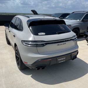 PORSCHE MACAN GTS - 5