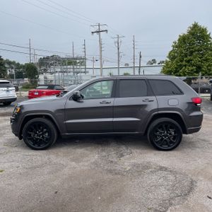 صورة 3 لـ 2021 JEEP GRAND CHEROKEE LAREDO X