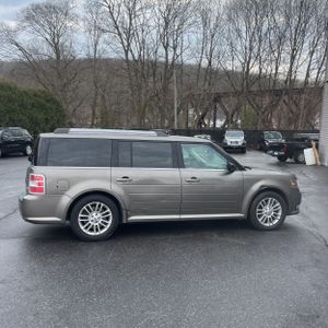 FORD FLEX SEL - 10