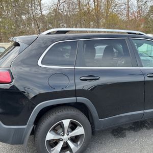 JEEP CHEROKEE LIMITED - 9