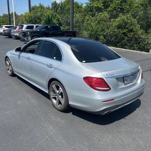 MERCEDES-BENZ E-CLASS - 3