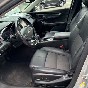 2017 Chevrolet IMPALA LT — миниатюра 32