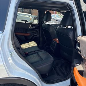 2024 Mitsubishi OUTLANDER SEL 缩略图 35