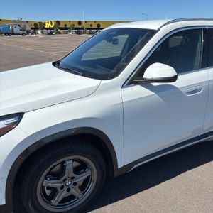 2025 BMW X1 XDRIVE28I 照片 2