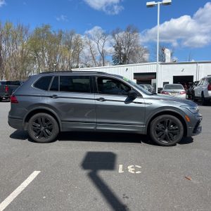 Volkswagen Tiguan SE R-Line Black 4Motion - 10