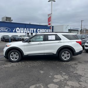 FORD EXPLORER XLT - 3