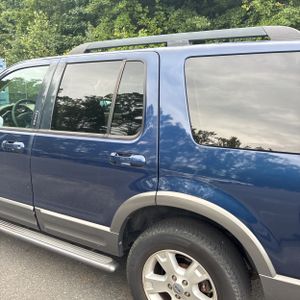 صورة 6 لـ 2005 FORD EXPLORER XLT