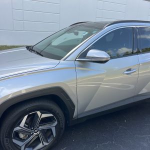 HYUNDAI TUCSON HYBRID LIMITED - 2