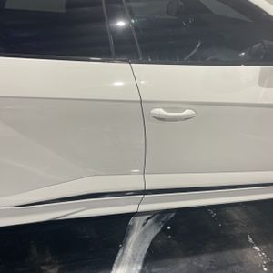 2020 Lamborghini URUS BASE photo 9