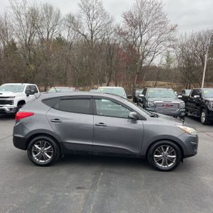 HYUNDAI TUCSON GLS - 9