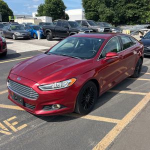 FORD FUSION SE - 1