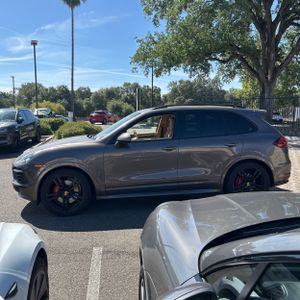 PORSCHE CAYENNE GTS - 3