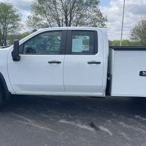 CHEVROLET SILVERADO 2500HD WORK TRUCK - 4