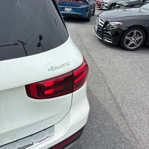 2026 Mercedes-BENZ GLB — миниатюра 23
