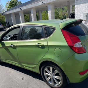 HYUNDAI ACCENT SE - 6