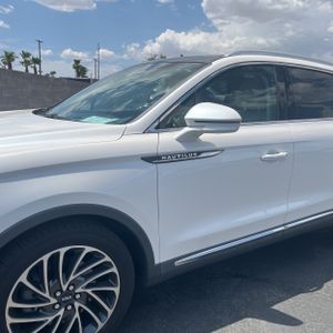 2019 Lincoln NAUTILUS RESERVE 照片 2