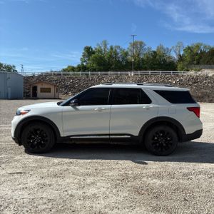 FORD EXPLORER LIMITED - 3