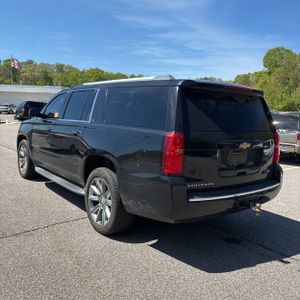 CHEVROLET SUBURBAN LTZ - 5