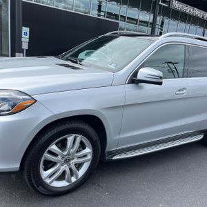 MERCEDES-BENZ GLS - 2