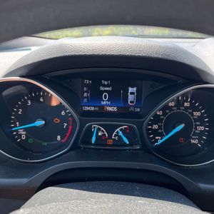 صورة مصغرة 39 لـ 2017 FORD ESCAPE SE