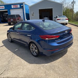 HYUNDAI ELANTRA LIMITED - 5