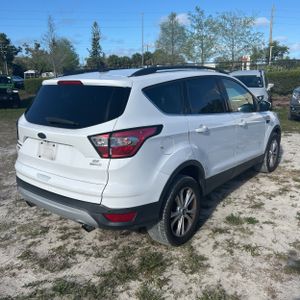 FORD ESCAPE SE - 8