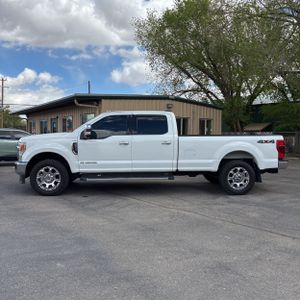 FORD F-250 SUPER DUTY LARIAT - 3