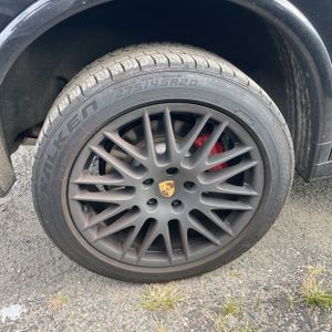 صورة 19 لـ 2018 Porsche CAYENNE GTS