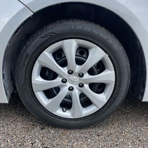2022 Toyota COROLLA LE 缩略图 17