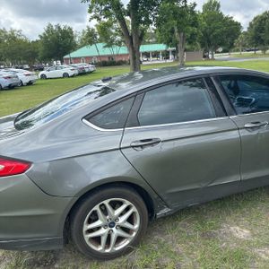 FORD FUSION SE - 9