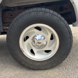 صورة 18 لـ 2001 FORD F-150 XLT