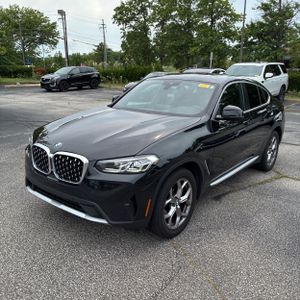 صورة 1 لـ 2022 BMW X4 XDRIVE30I