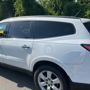 CHEVROLET TRAVERSE LT - 5