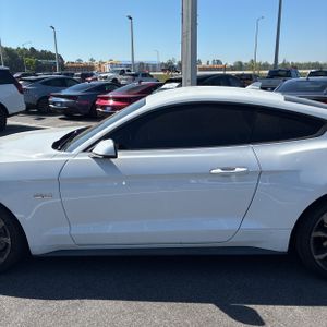 FORD MUSTANG GT PREMIUM - 4