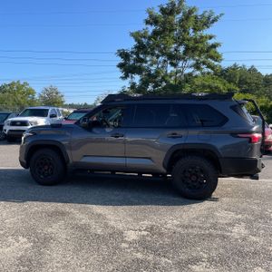 صورة 3 لـ 2023 Toyota SEQUOIA TRD PRO